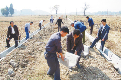 高舉科學發展旗幟 以土地執法優化房地產開發用地格局